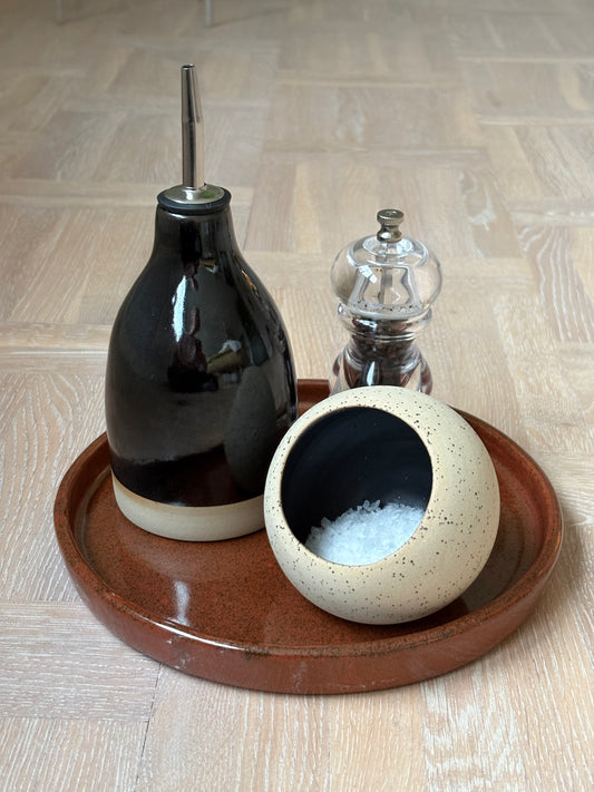 Oljeflaska mörklila